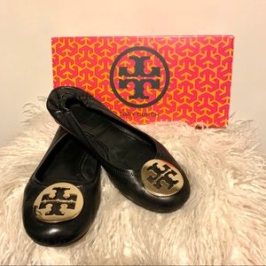 Tory Burch Classic Reva Ballet Flat - Black + Gold